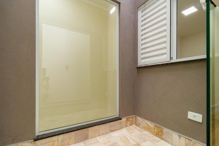 Casa à venda com 135m², 3 quartos e 2 vagasEscritório