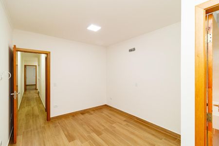 Casa à venda com 135m², 3 quartos e 2 vagasSuíte