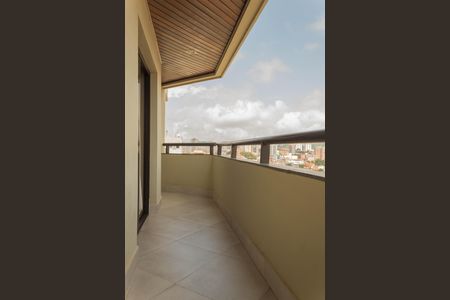 Apartamento à venda com 240m², 4 quartos e 3 vagasVaranda