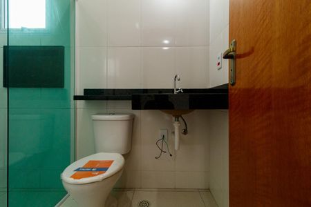Casa à venda com 119m², 3 quartos e 2 vagasBanheiro da Suíte