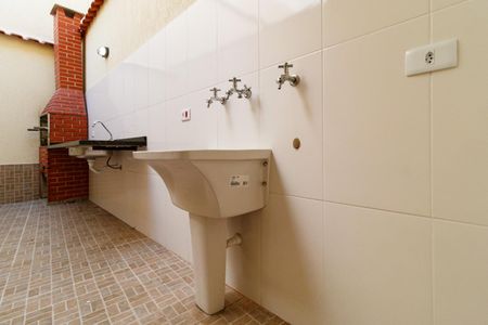 Casa à venda com 119m², 3 quartos e 2 vagasÁrea de Serviço