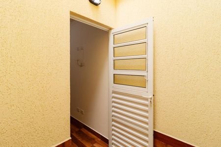 Casa à venda com 119m², 3 quartos e 2 vagasSuíte 2