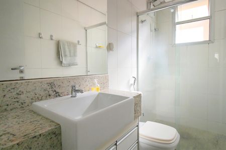 Apartamento à venda com 130m², 4 quartos e 2 vagasBanheiro Suíte 