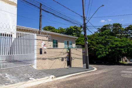 Apartamento para alugar com 300m², 3 quartos e 2 vagas Apartamento para alugar com 300m², 3 quartos e 2 vagasFachada