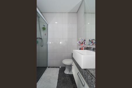 Casa de condomínio para alugar com 157m², 3 quartos e 2 vagasBanheiro