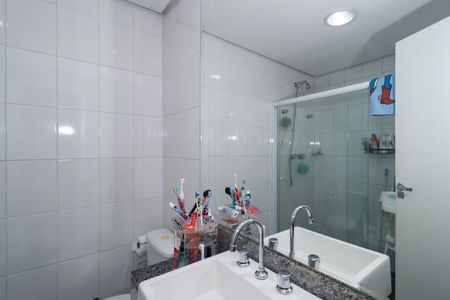 Casa de condomínio para alugar com 157m², 3 quartos e 2 vagasBanheiro