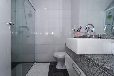 Casa de condomínio para alugar com 157m², 3 quartos e 2 vagasBanheiro