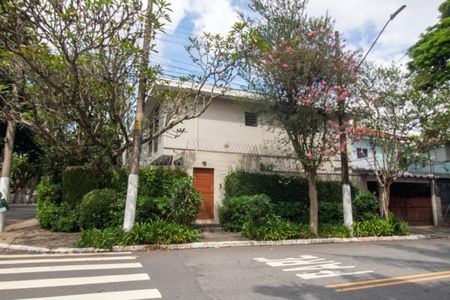 Casa à venda com 185m², 5 quartos e 2 vagasFachada