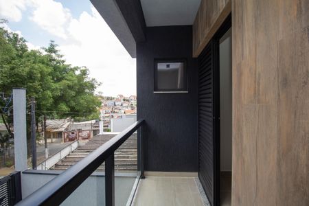 Casa à venda com 85m², 2 quartos e 2 vagasVaranda Quarto 2