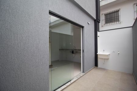 Casa à venda com 85m², 2 quartos e 2 vagasÁrea de Serviço