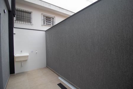 Casa à venda com 85m², 2 quartos e 2 vagasÁrea de Serviço