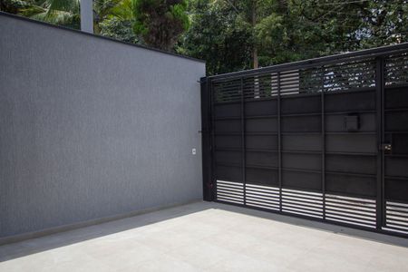 Casa à venda com 85m², 2 quartos e 2 vagasGaragem
