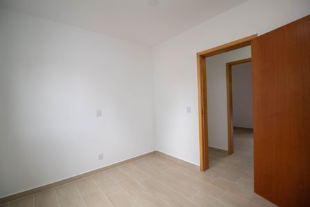 Casa à venda com 85m², 2 quartos e 2 vagasQuarto 1 - Suíte 1