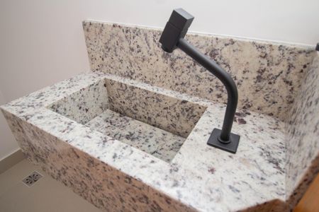 Casa à venda com 85m², 2 quartos e 2 vagasLavabo