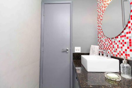 Apartamento à venda com 65m², 3 quartos e 1 vaga Apartamento à venda com 65m², 3 quartos e 1 vagaBanheiro