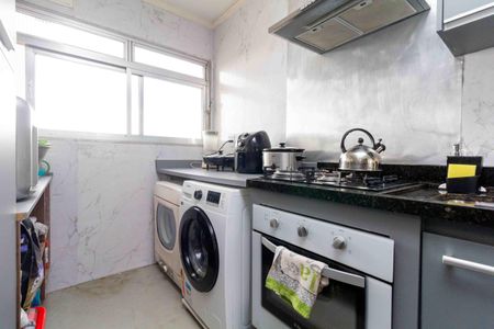 Apartamento à venda com 65m², 3 quartos e 1 vaga Apartamento à venda com 65m², 3 quartos e 1 vagaCozinha e Área de Serviço