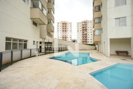 Apartamento à venda com 65m², 3 quartos e 1 vaga Apartamento à venda com 65m², 3 quartos e 1 vagaÁrea comum - Piscina