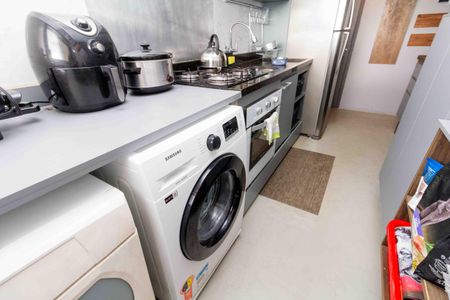 Apartamento à venda com 65m², 3 quartos e 1 vaga Apartamento à venda com 65m², 3 quartos e 1 vagaCozinha e Área de Serviço