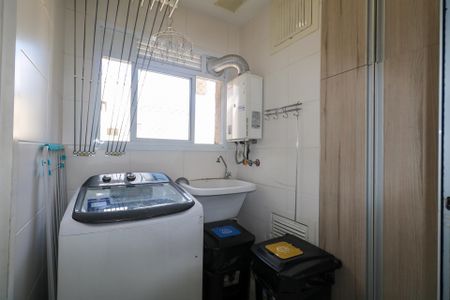 Apartamento à venda com 113m², 3 quartos e 2 vagas Apartamento à venda com 113m², 3 quartos e 2 vagasÁrea de Serviço