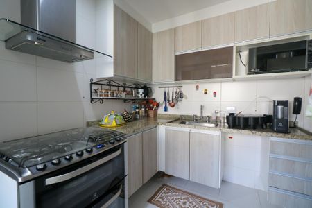 Apartamento à venda com 113m², 3 quartos e 2 vagas Apartamento à venda com 113m², 3 quartos e 2 vagasCozinha