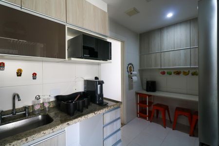 Apartamento à venda com 113m², 3 quartos e 2 vagas Apartamento à venda com 113m², 3 quartos e 2 vagasCozinha