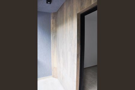 Casa à venda com 85m², 2 quartos e 2 vagasDetalhe - Varanda do Quarto 01 com Suíte