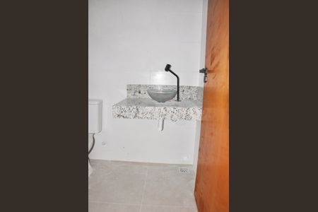 Casa à venda com 85m², 2 quartos e 2 vagasDetalhe - Suíte