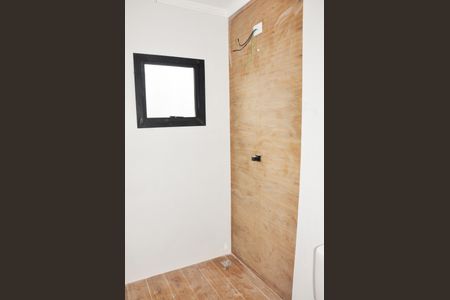 Casa à venda com 85m², 2 quartos e 2 vagasDetalhe - Suíte