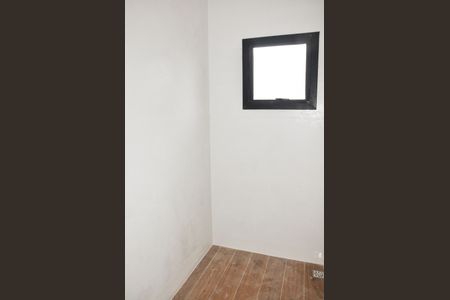 Casa à venda com 85m², 2 quartos e 2 vagasDetalhe - Suíte