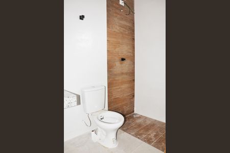 Casa à venda com 85m², 2 quartos e 2 vagasDetalhe - Suíte