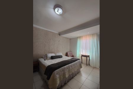 Casa à venda com 500m², 5 quartos e 4 vagasSuíte 1