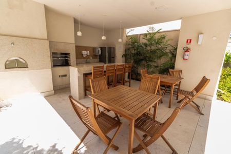 Apartamento à venda com 78m², 3 quartos e 2 vagas Apartamento à venda com 78m², 3 quartos e 2 vagasÁREA COMUM - CHURRASQUEIRA