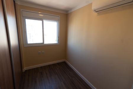 Apartamento à venda com 78m², 3 quartos e 2 vagas Apartamento à venda com 78m², 3 quartos e 2 vagasQuarto 3