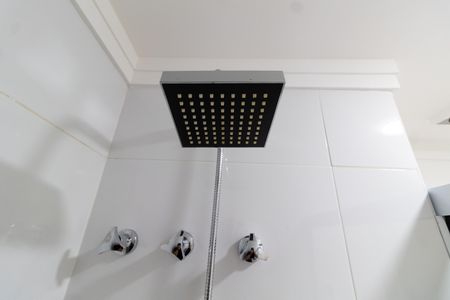 Apartamento à venda com 78m², 3 quartos e 2 vagas Apartamento à venda com 78m², 3 quartos e 2 vagasBanheiro