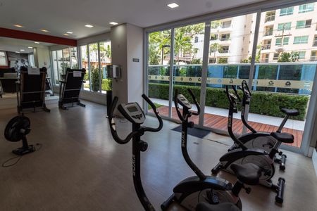 Apartamento à venda com 78m², 3 quartos e 2 vagas Apartamento à venda com 78m², 3 quartos e 2 vagasÁREA COMUM - ACADEMIA