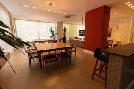 Apartamento à venda com 78m², 3 quartos e 2 vagas Apartamento à venda com 78m², 3 quartos e 2 vagasÁREA COMUM - SALÃO GOURMET