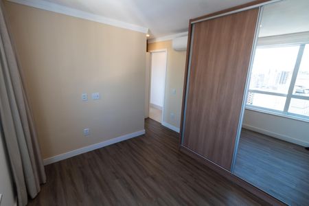 Apartamento à venda com 78m², 3 quartos e 2 vagas Apartamento à venda com 78m², 3 quartos e 2 vagasSuíte