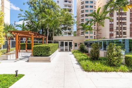 Apartamento à venda com 78m², 3 quartos e 2 vagas Apartamento à venda com 78m², 3 quartos e 2 vagasÁREA COMUM - ACESSO CENTRAL