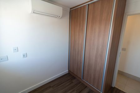 Apartamento à venda com 78m², 3 quartos e 2 vagas Apartamento à venda com 78m², 3 quartos e 2 vagasQuarto