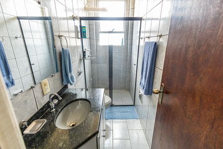 Casa de condomínio à venda com 116m², 3 quartos e 2 vagasBanheiro