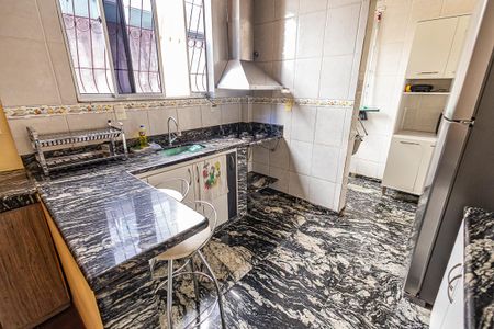 Casa de condomínio à venda com 116m², 3 quartos e 2 vagasCozinha