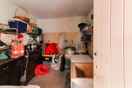 Casa à venda com 220m², 4 quartos e 2 vagasCasa B - Lavanderia