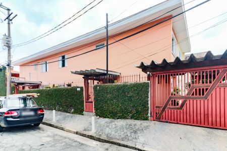 Casa à venda com 220m², 4 quartos e 2 vagasFachada