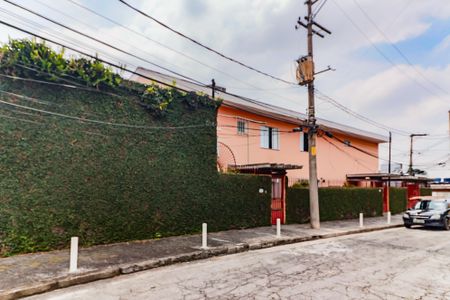 Casa à venda com 220m², 4 quartos e 2 vagasFachada