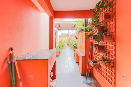 Casa à venda com 220m², 4 quartos e 2 vagasQuintal