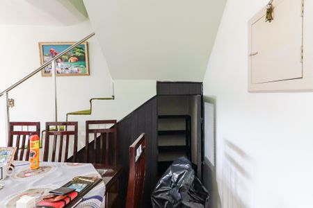 Casa à venda com 220m², 4 quartos e 2 vagasCasa A - Sala