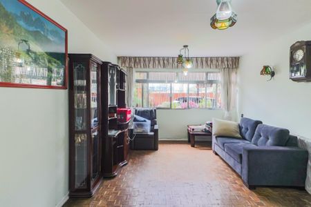 Casa à venda com 220m², 4 quartos e 2 vagasCasa A - Sala