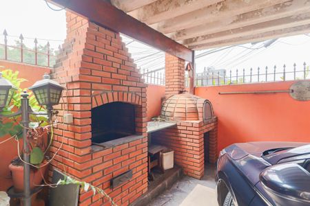 Casa à venda com 220m², 4 quartos e 2 vagasGaragem e Churrasqueira B