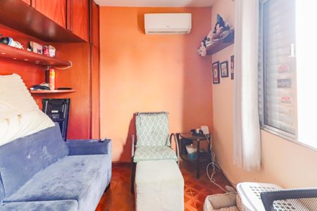 Casa à venda com 220m², 4 quartos e 2 vagasCasa B - Quarto 1