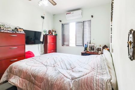 Casa à venda com 220m², 4 quartos e 2 vagasCasa B - Quarto 2